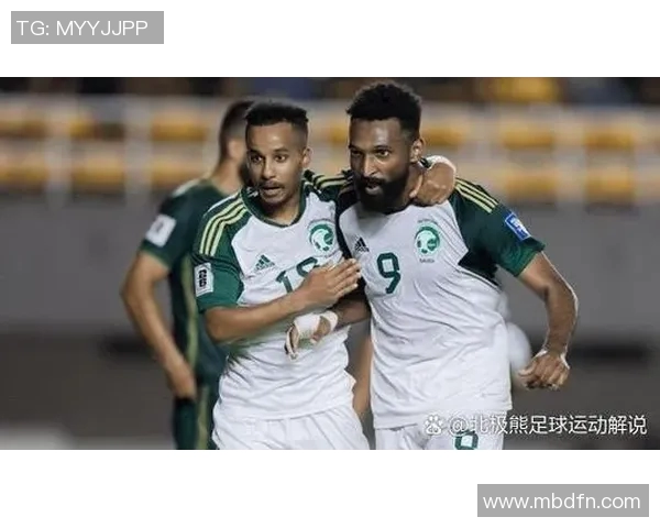 足球场上闪耀的6号球星，辉煌与荣耀的代名词